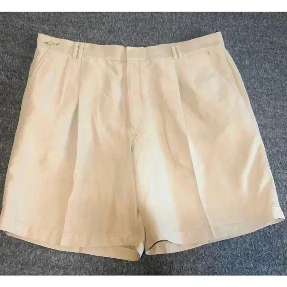 Greg Norman khaki shorts size 40 - Picture 1 of 2